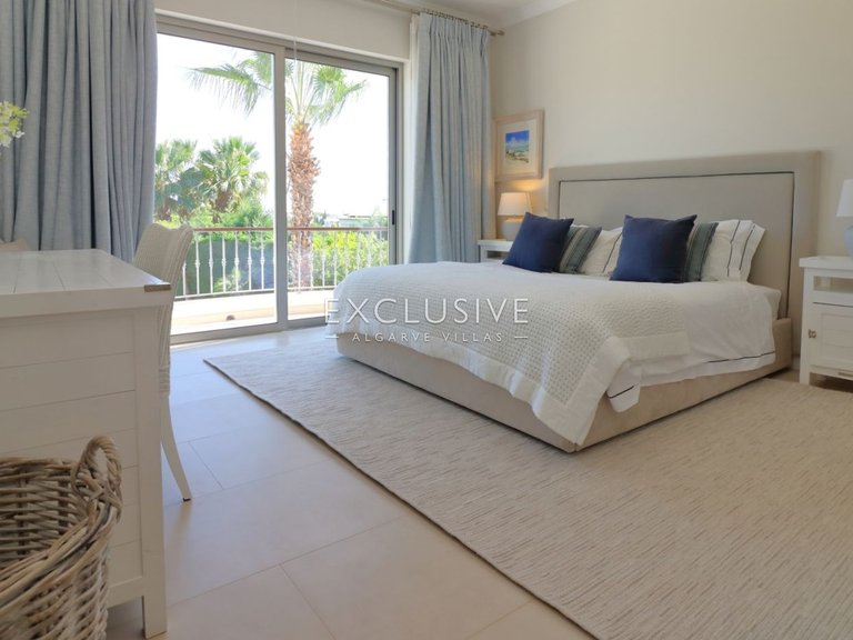 Villa for Sale in Vale Do Lobo, Algarve 26