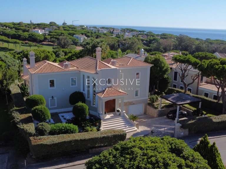 Villa for Sale in Vale Do Lobo, Algarve 29
