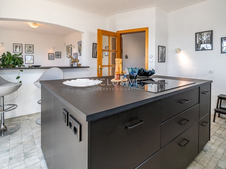 Villa for Sale in Praia Da Luz, Algarve 10