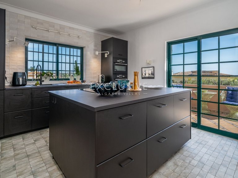 Villa for Sale in Praia Da Luz, Algarve 9