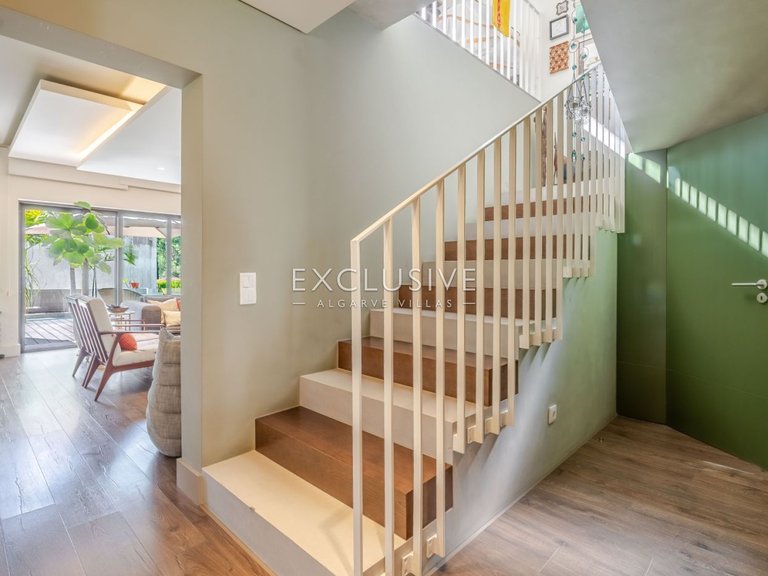 Villa for Sale in Vilamoura, Algarve 9
