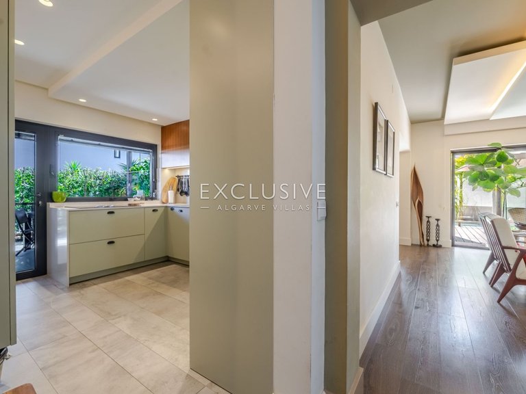 Villa for Sale in Vilamoura, Algarve 21