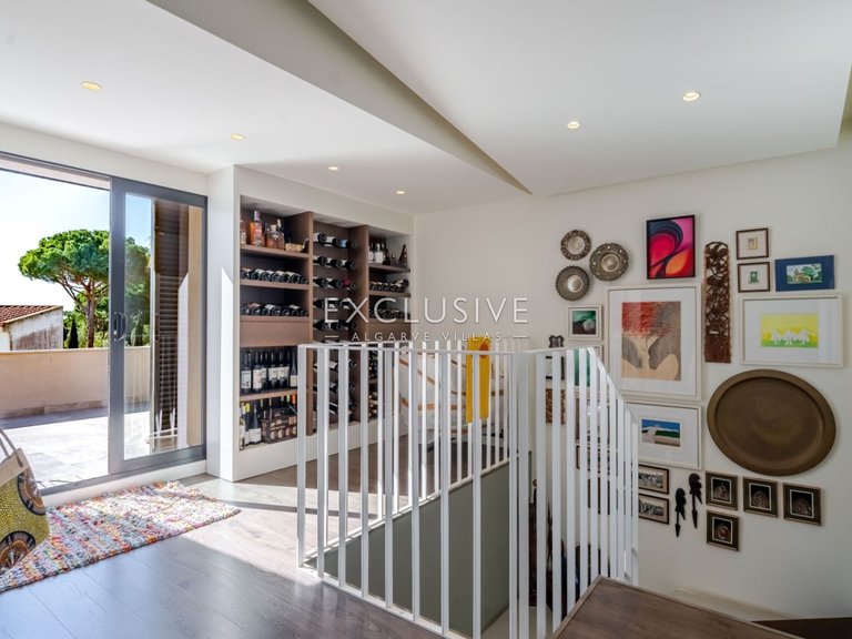 Villa for Sale in Vilamoura, Algarve 24