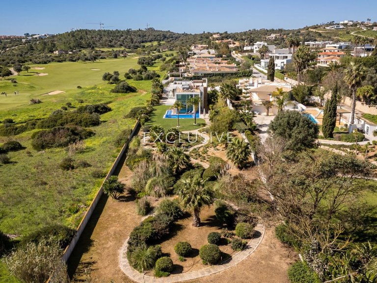 Villa for Sale in Palmares, Algarve 29