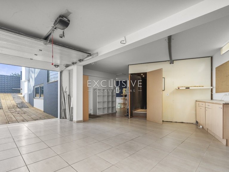 Villa for Sale in Alvor, Algarve 28