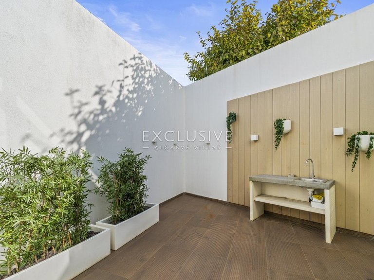 Villa for Sale in Alvor, Algarve 7