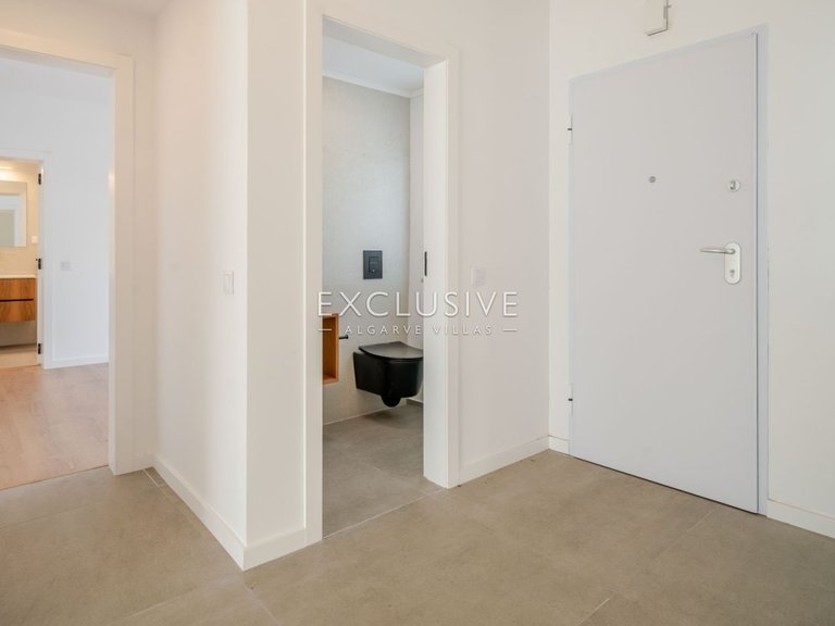 Villa for Sale in Vilamoura, Algarve 14