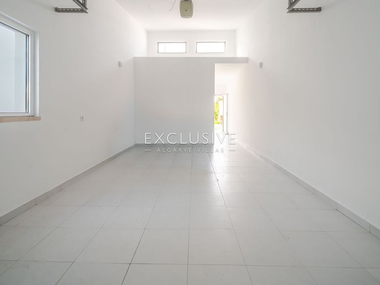 Villa for Sale in Vilamoura, Algarve 22