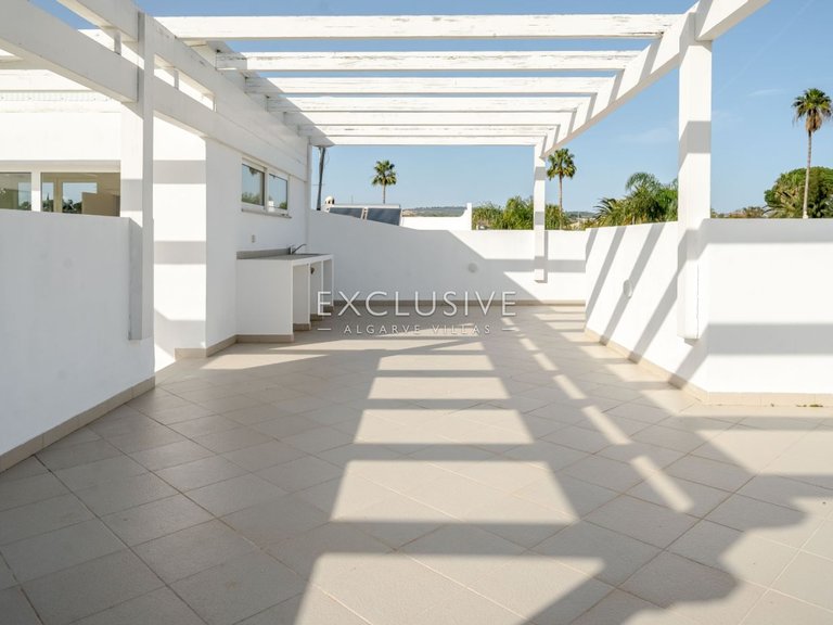 Villa for Sale in Vilamoura, Algarve 29