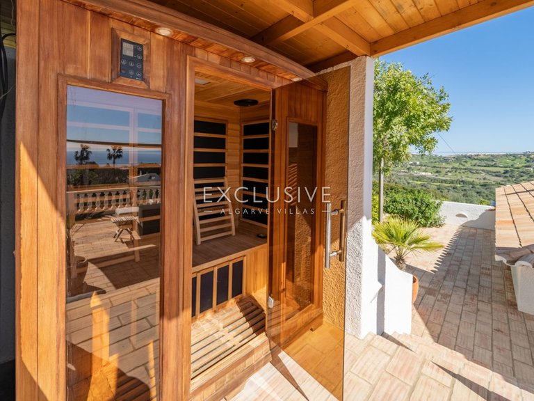 Villa for Sale in Praia Da Luz, Algarve 26