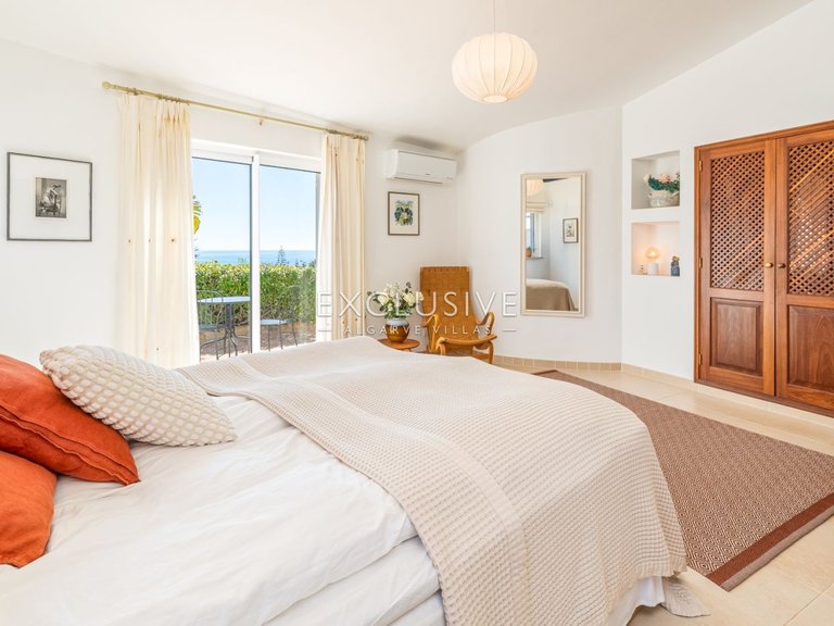 Villa for Sale in Praia Da Luz, Algarve 17