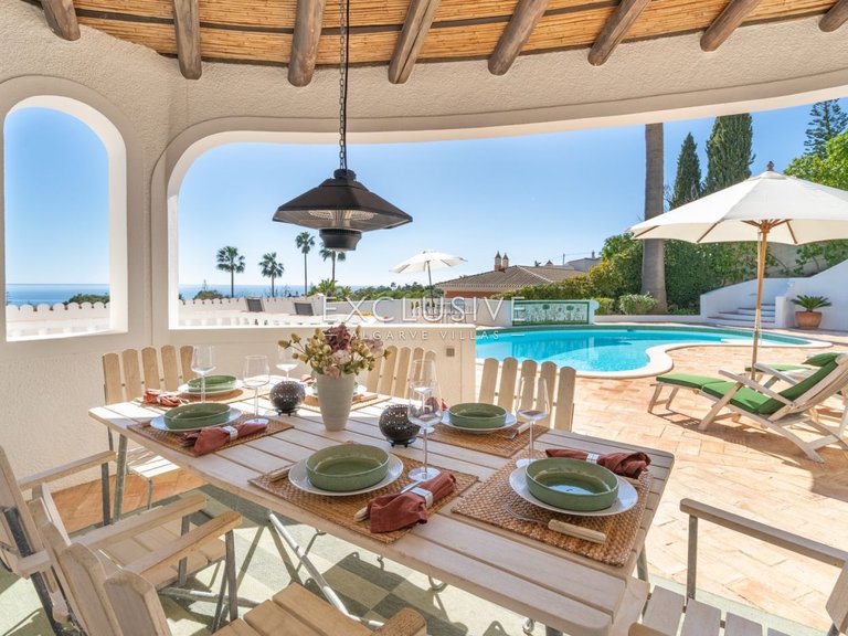 Villa for Sale in Praia Da Luz, Algarve 11