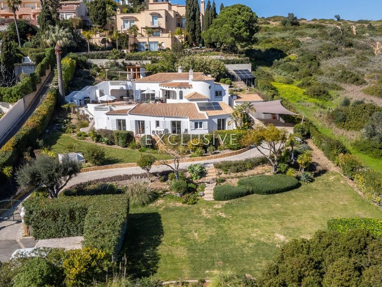 Villa for Sale in Praia Da Luz, Algarve 2