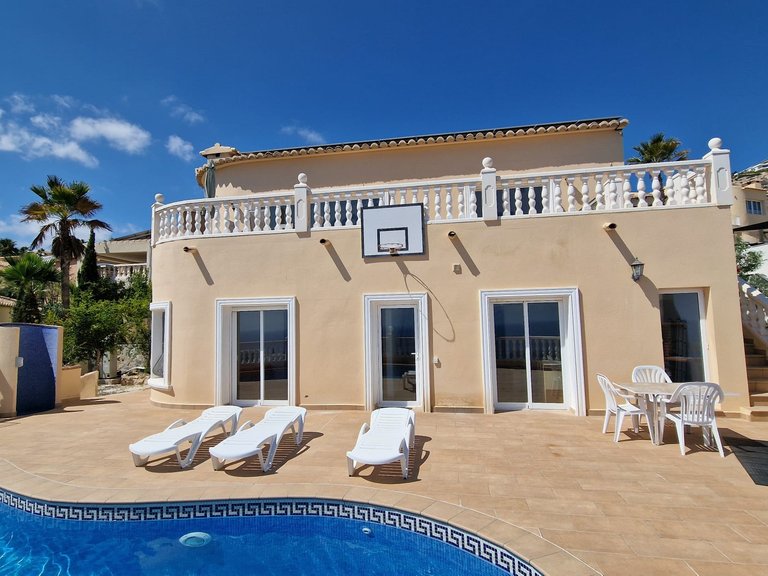 Villa for Sale in  Benitachell / El Poble Nou De Benitatxell, Alicante 39