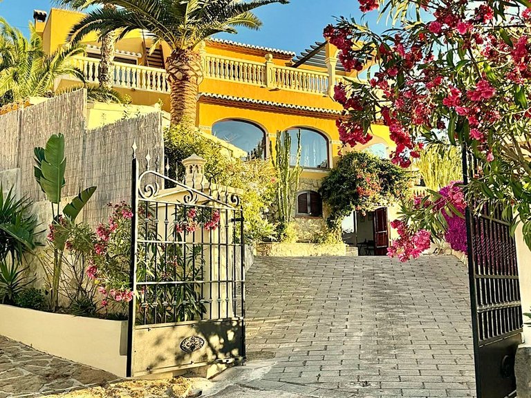 Villa for Sale in Costa Blanca Javea, Alicante 30