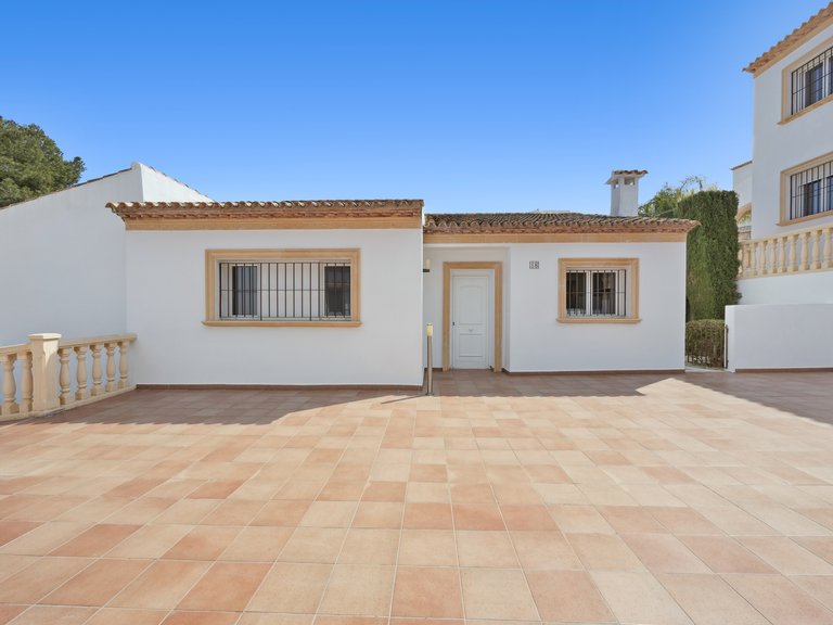 Villa for Sale in Costa Blanca Javea, Alicante 3