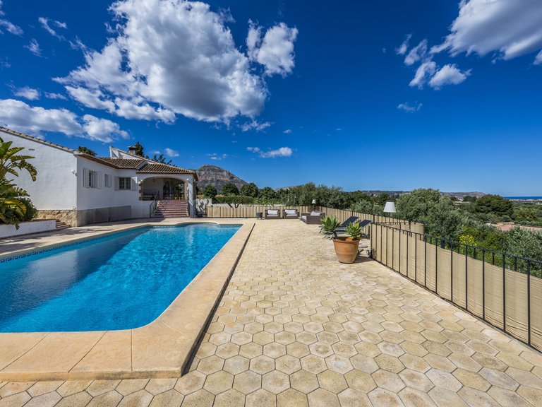 Villa for Sale in Costa Blanca Javea, Alicante 3