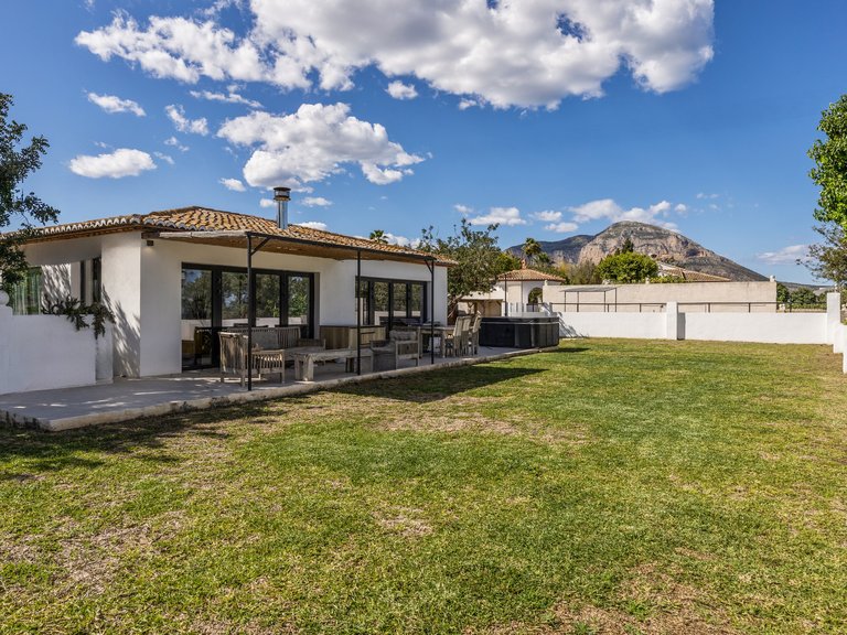 Villa for Sale in Costa Blanca Javea, Alicante 29