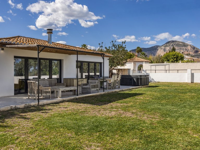 Villa for Sale in Costa Blanca Javea, Alicante 26