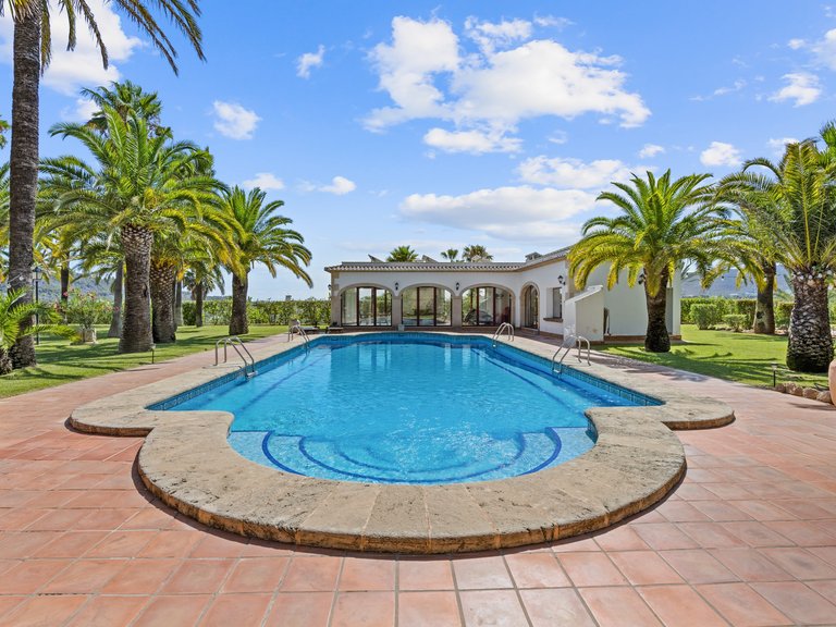 Villa for Sale in Costa Blanca Javea, Alicante 1