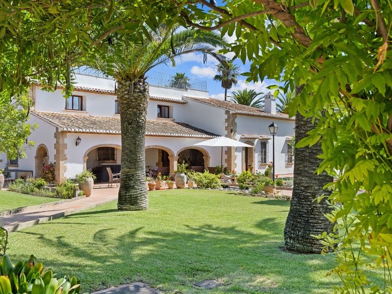 Villa for Sale in Costa Blanca Javea, Alicante 2