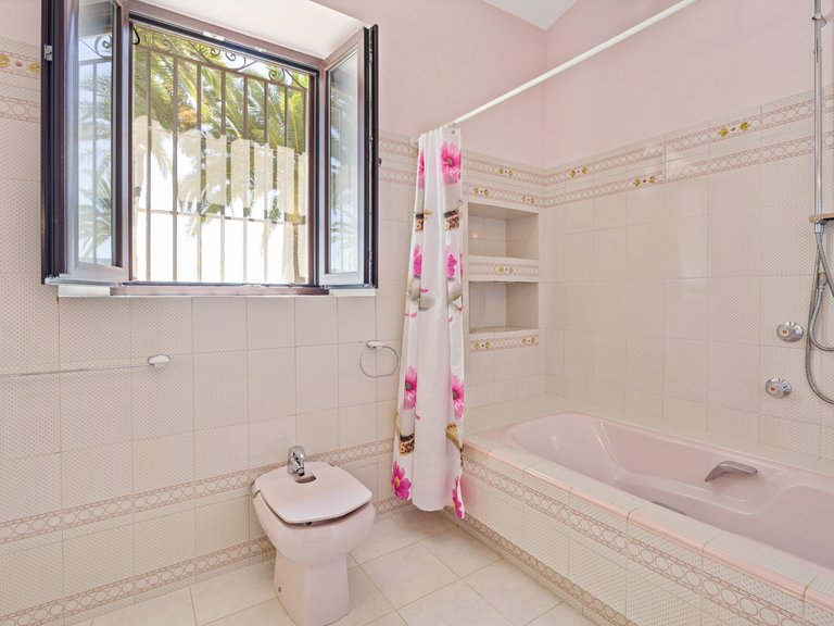 Villa for Sale in Costa Blanca Javea, Alicante 30
