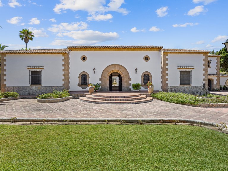 Villa for Sale in Costa Blanca Javea, Alicante 11