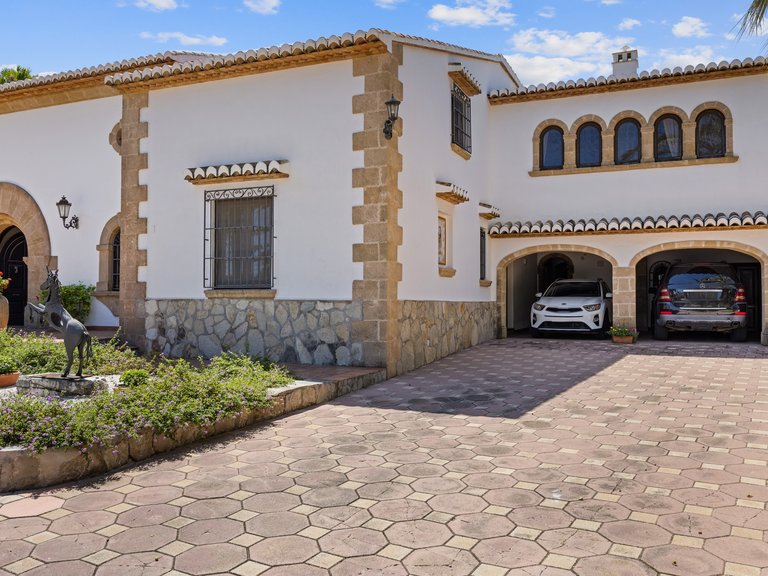 Villa for Sale in Costa Blanca Javea, Alicante 41