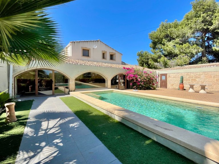 Villa for Sale in Costa Blanca Javea, Alicante 2