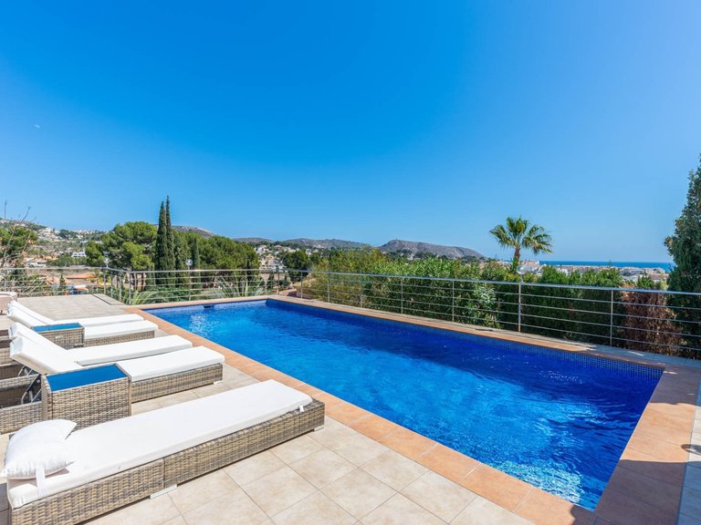 Villa for Sale in Costa Blanca Moraira, Alicante 1