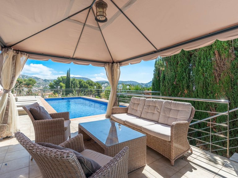Villa for Sale in Costa Blanca Moraira, Alicante 2