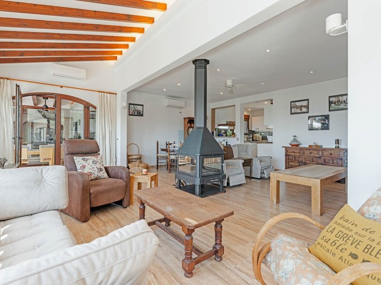 Villa for Sale in Costa Blanca Moraira, Alicante 4