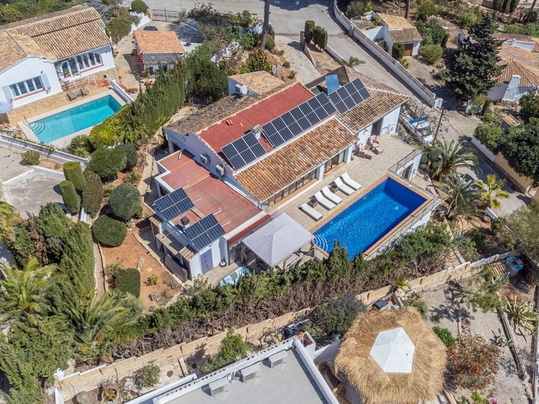 Villa for Sale in Costa Blanca Moraira, Alicante 10
