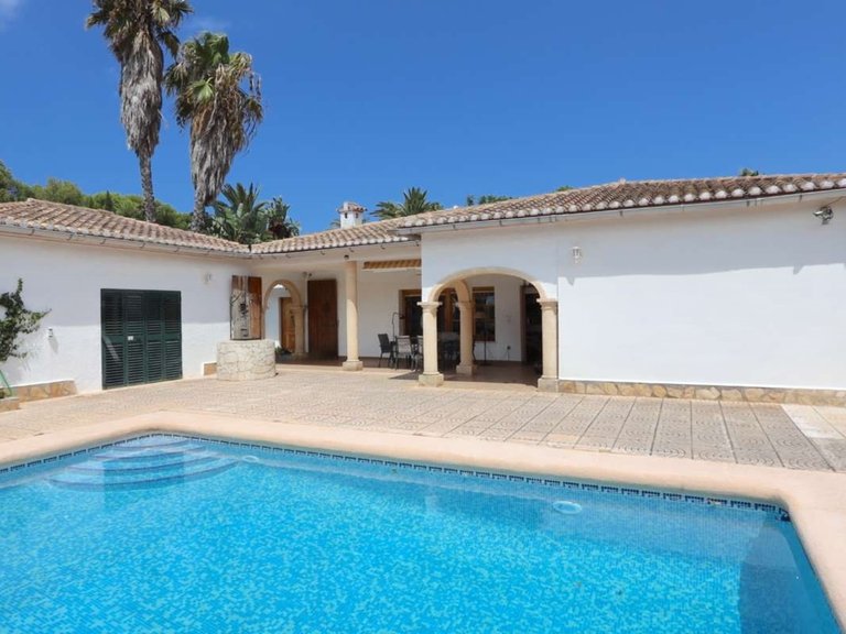 Villa for Sale in Costa Blanca Denia, Alicante 1