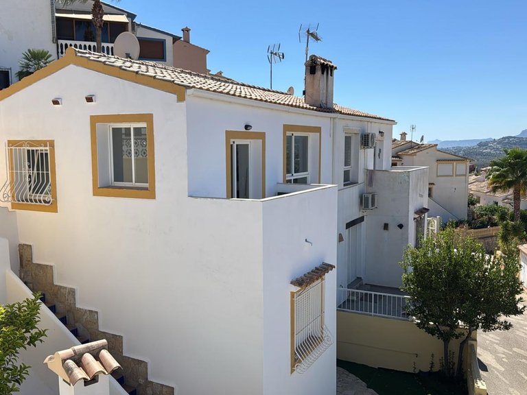 Villa for Sale in  Benitachell / El Poble Nou De Benitatxell, Alicante 1
