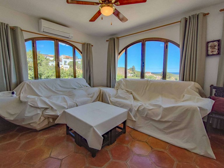 Villa for Sale in  Benitachell / El Poble Nou De Benitatxell, Alicante 4