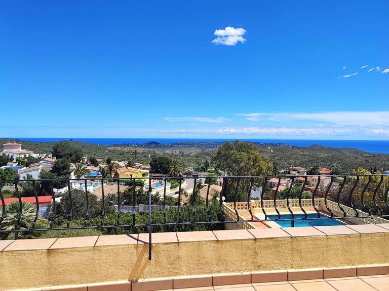 Villa for Sale in  Benitachell / El Poble Nou De Benitatxell, Alicante 33