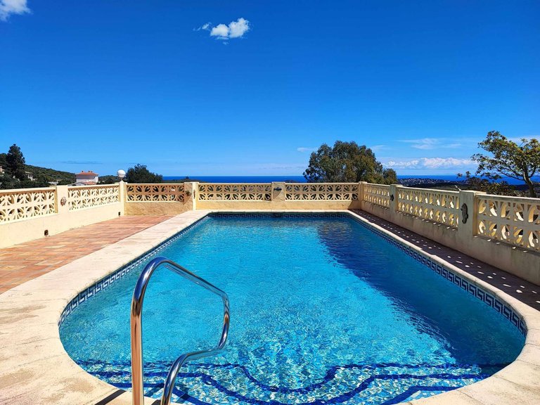 Villa for Sale in  Benitachell / El Poble Nou De Benitatxell, Alicante 38