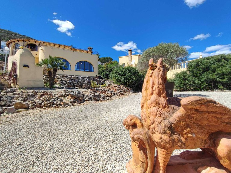 Villa for Sale in  Benitachell / El Poble Nou De Benitatxell, Alicante 41