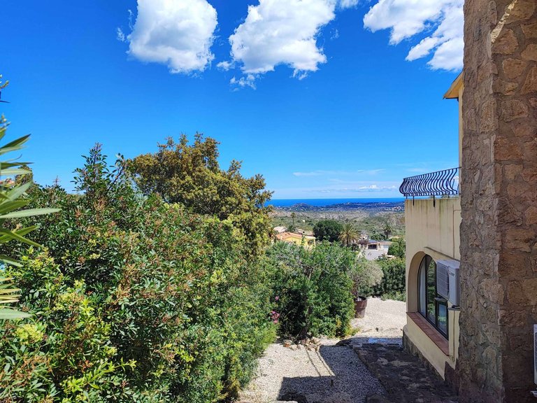 Villa for Sale in  Benitachell / El Poble Nou De Benitatxell, Alicante 49