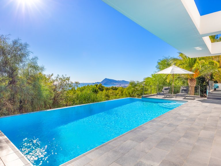 Villa for Sale in Costa Blanca Altea, Alicante 1