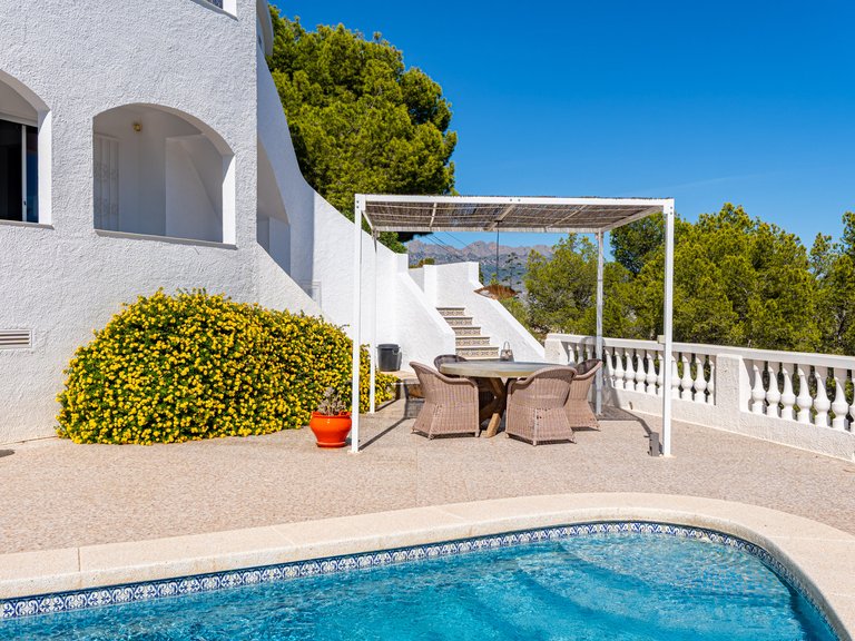 Villa for Sale in Costa Blanca Alfas Del Pi, Alicante 4