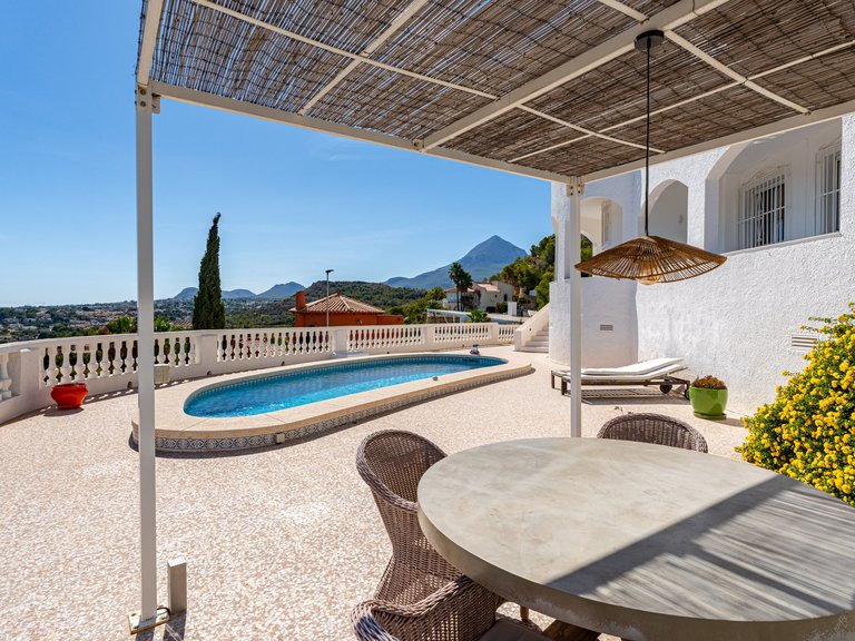 Villa for Sale in Costa Blanca Alfas Del Pi, Alicante 5