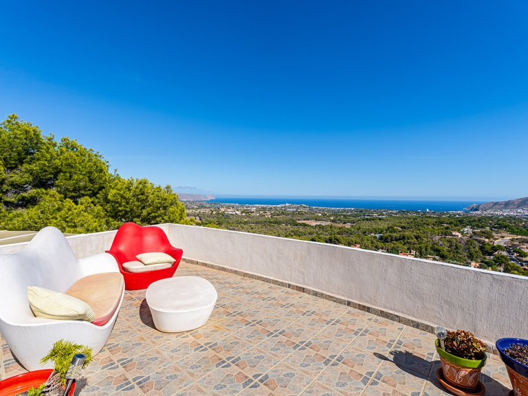 Villa for Sale in Costa Blanca Alfas Del Pi, Alicante 8