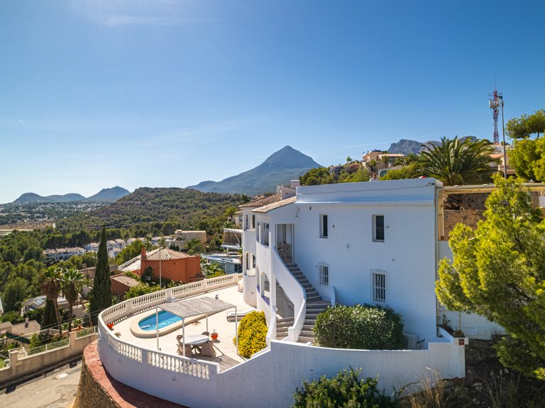 Villa for Sale in Costa Blanca Alfas Del Pi, Alicante 11