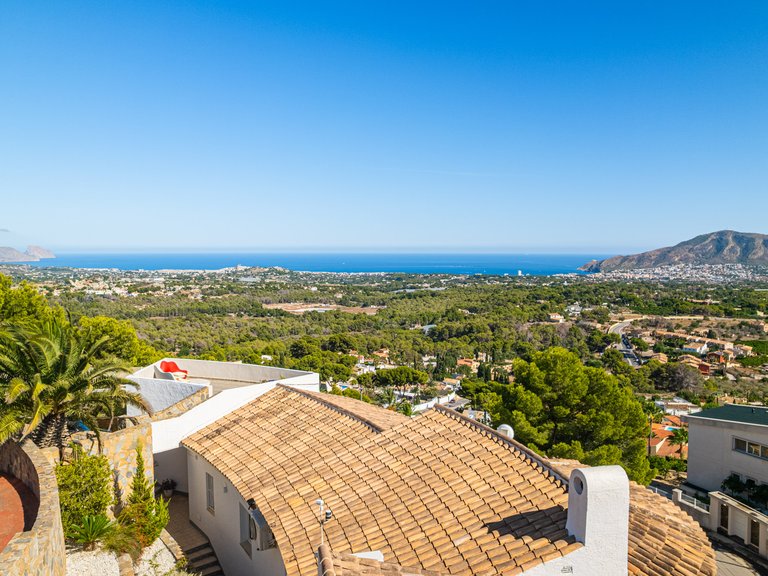 Villa for Sale in Costa Blanca Alfas Del Pi, Alicante 18