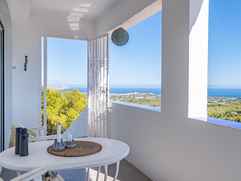 Villa for Sale in Costa Blanca Alfas Del Pi, Alicante 38