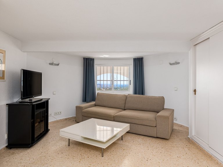 Villa for Sale in Costa Blanca Alfas Del Pi, Alicante 47