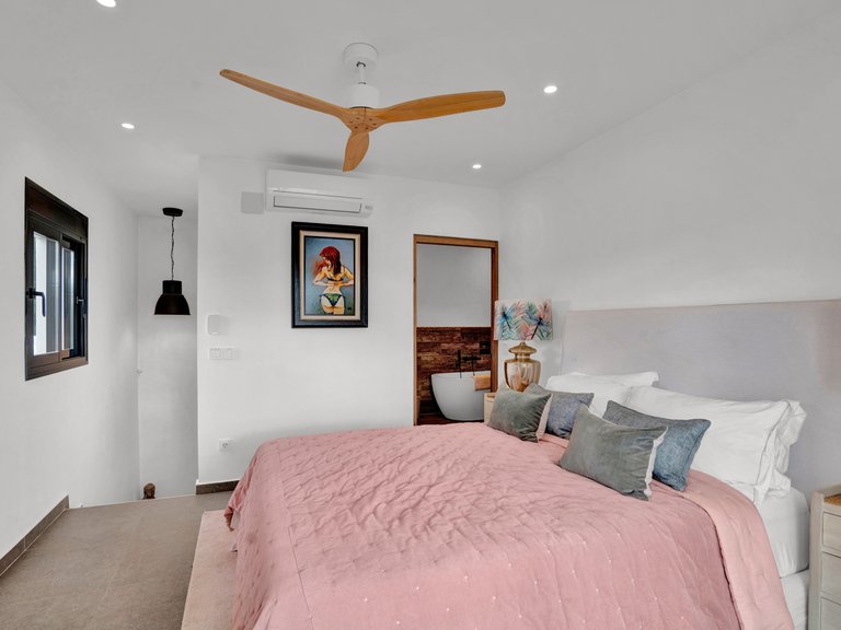 Villa for Sale in Costa Blanca Javea, Alicante 24