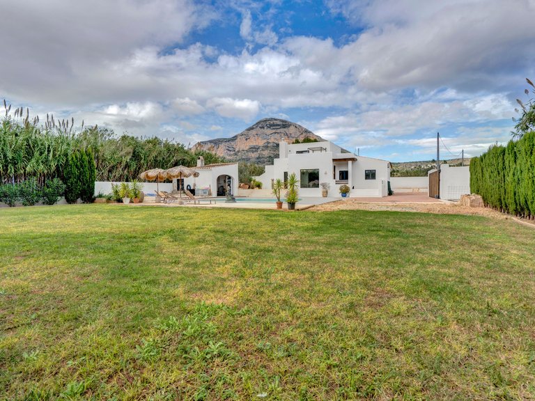 Villa for Sale in Costa Blanca Javea, Alicante 32